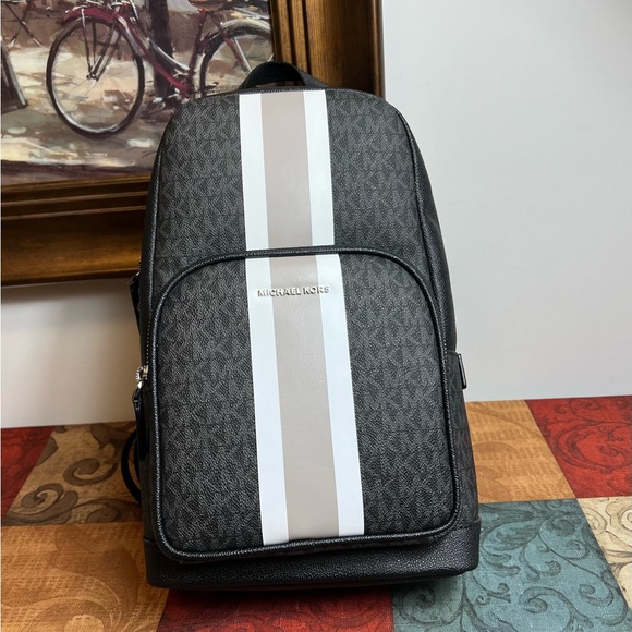Michael Kors Cooper MK Signature Stripe Commuter Slingpack + Wallet Set - Picture 2 of 7